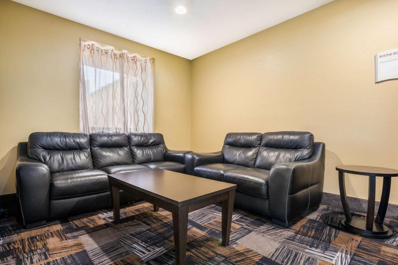 Quality Inn & Suites Florence - Cincinnati South Екстер'єр фото