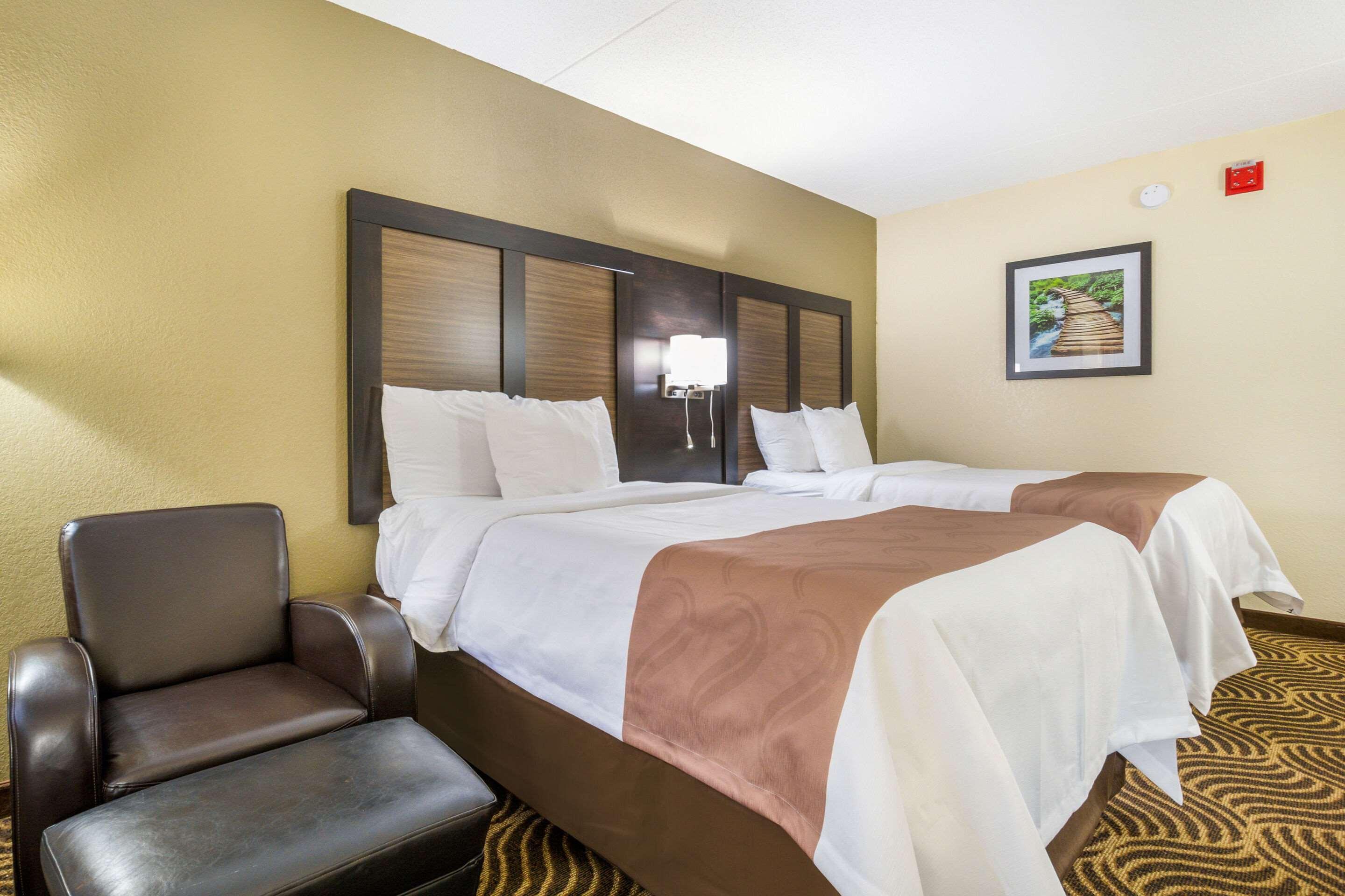 Quality Inn & Suites Florence - Cincinnati South Екстер'єр фото