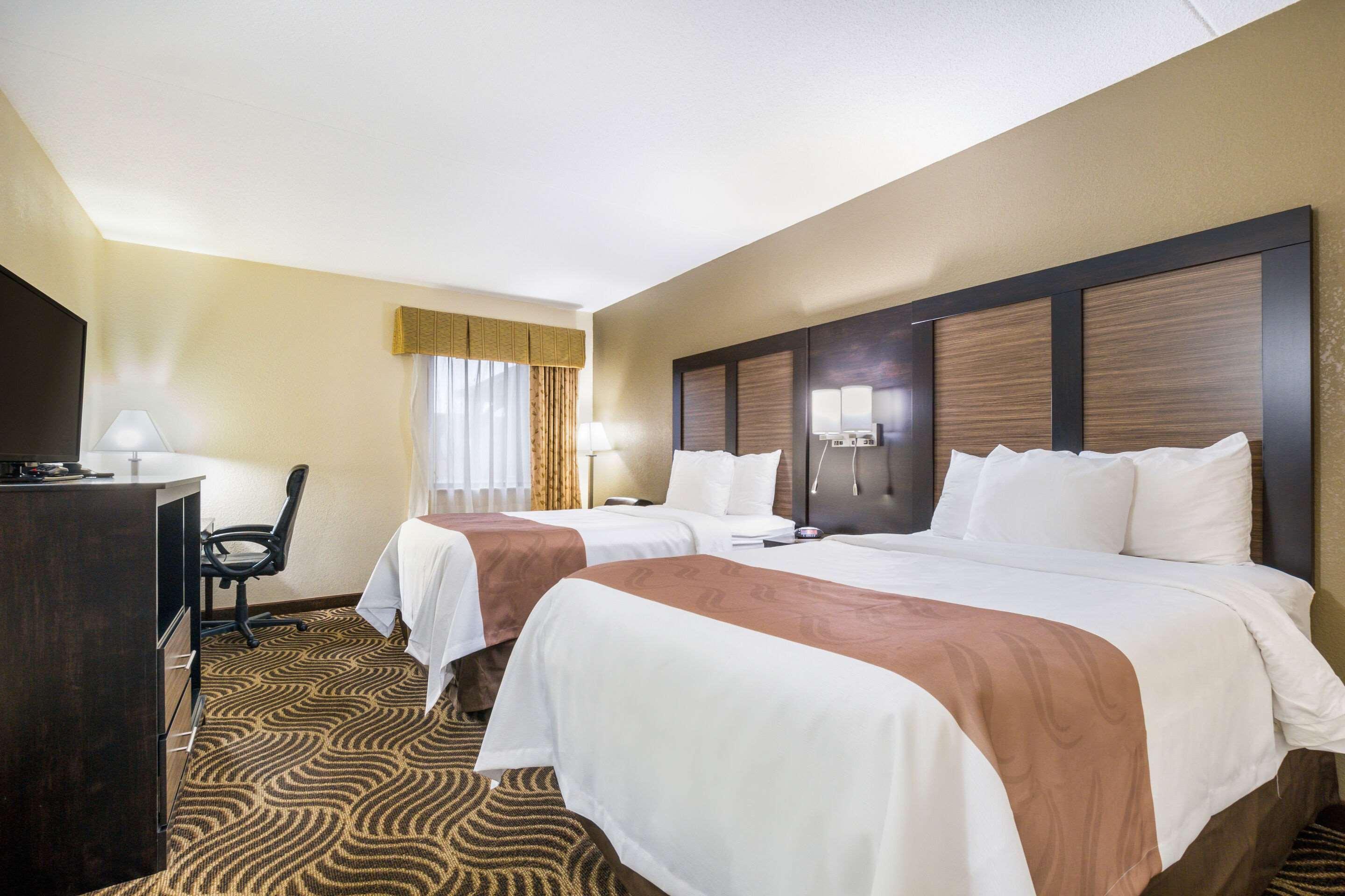 Quality Inn & Suites Florence - Cincinnati South Екстер'єр фото