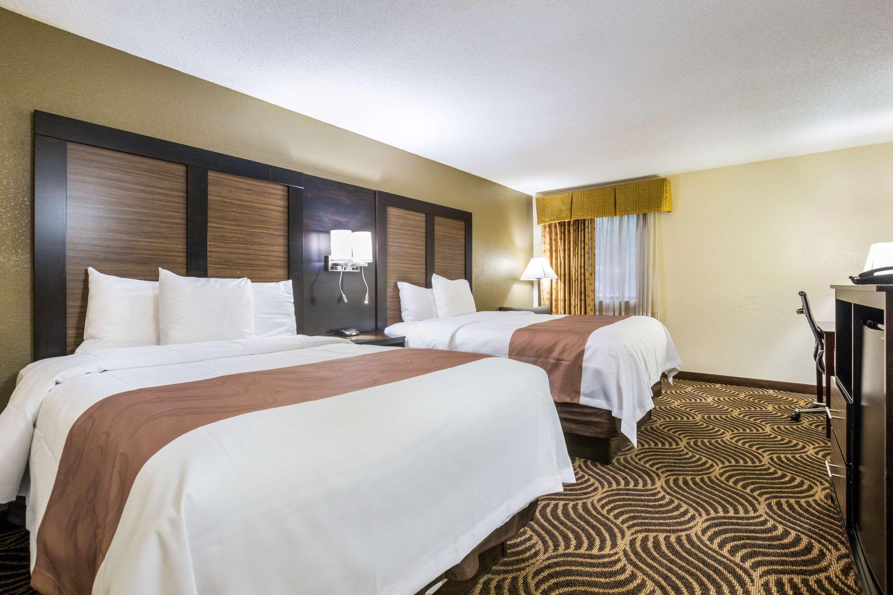 Quality Inn & Suites Florence - Cincinnati South Екстер'єр фото