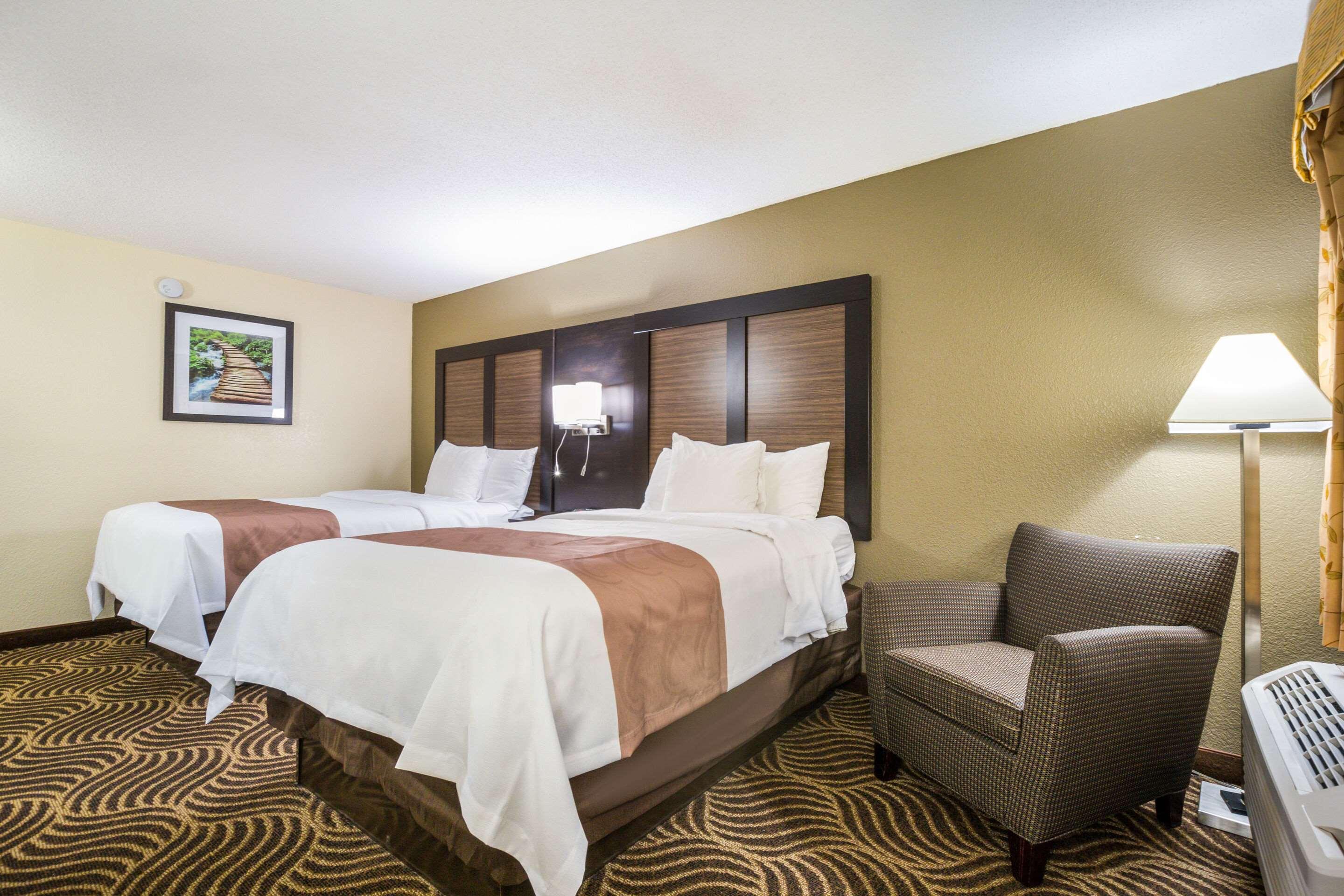 Quality Inn & Suites Florence - Cincinnati South Екстер'єр фото
