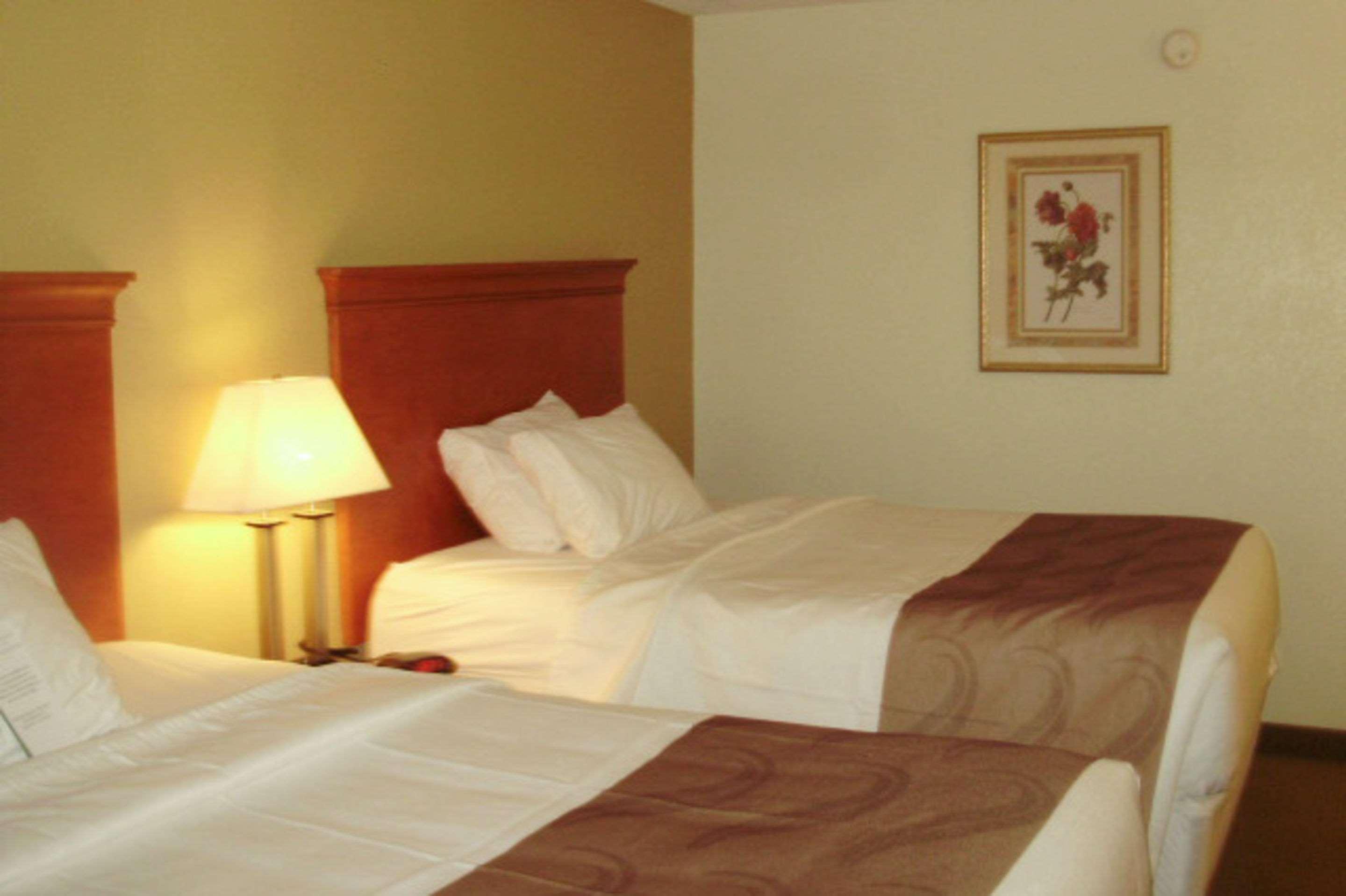 Quality Inn & Suites Florence - Cincinnati South Екстер'єр фото