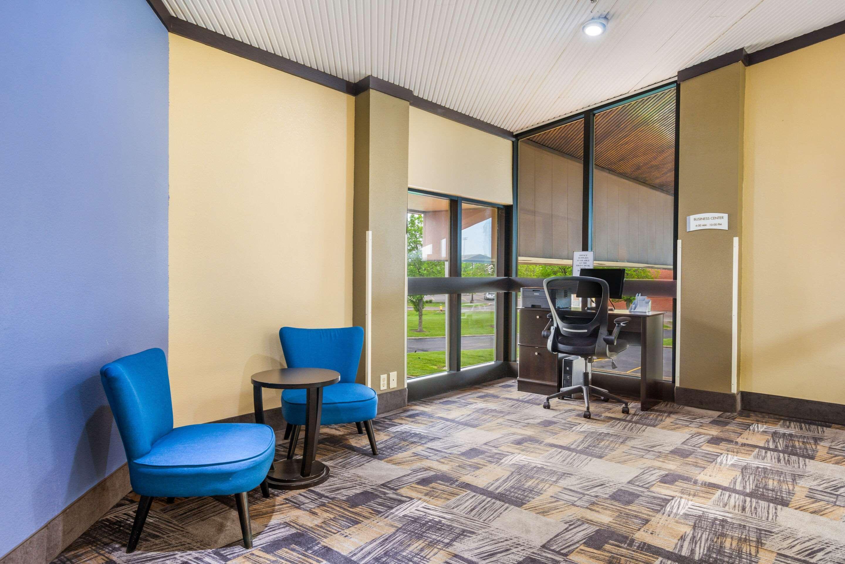 Quality Inn & Suites Florence - Cincinnati South Екстер'єр фото