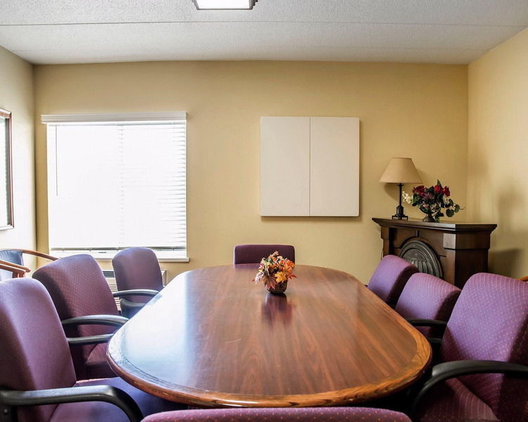 Quality Inn & Suites Florence - Cincinnati South Екстер'єр фото